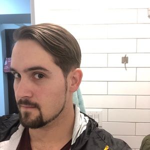 Meet your Posher, Alex